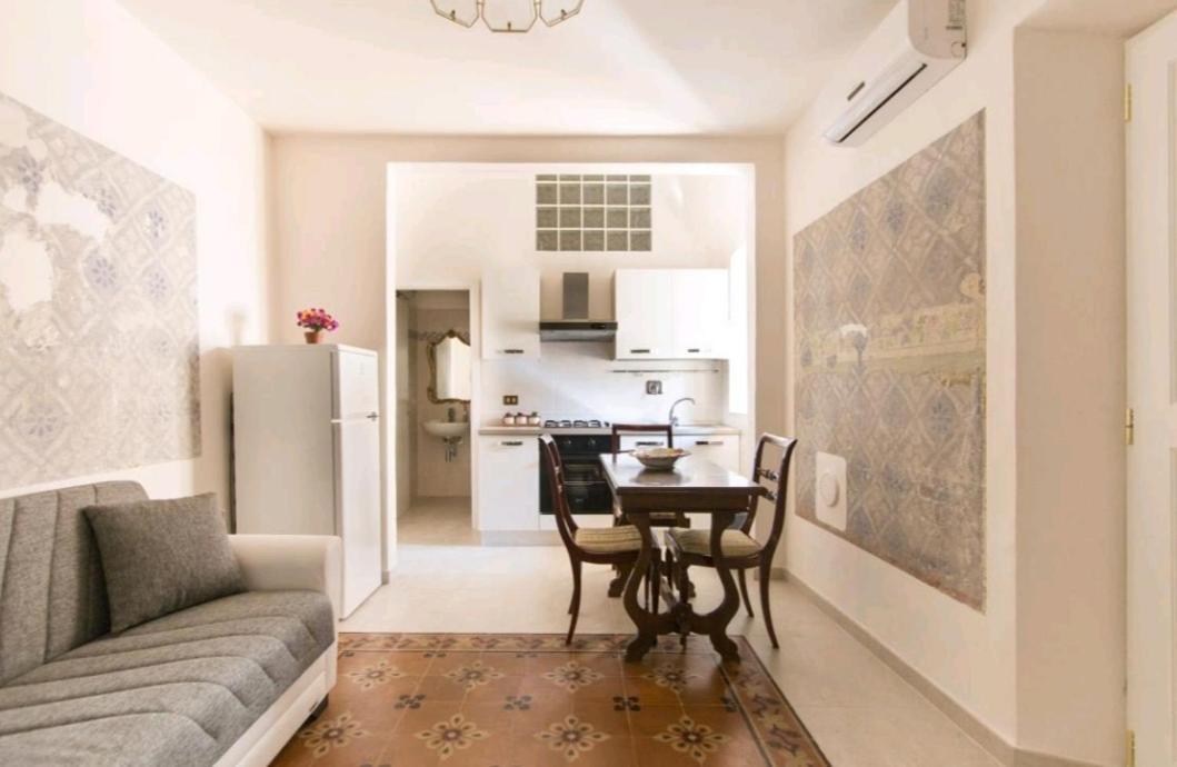 Historical Apartments By Seaside فياريجيو المظهر الخارجي الصورة