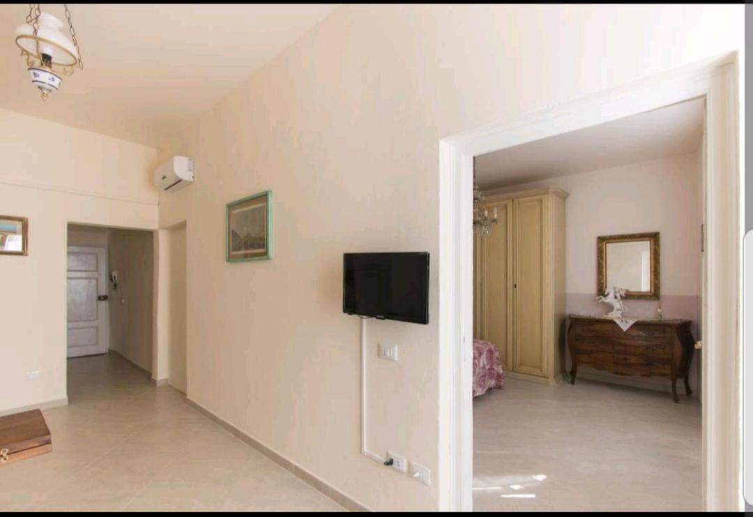 Historical Apartments By Seaside فياريجيو الغرفة الصورة