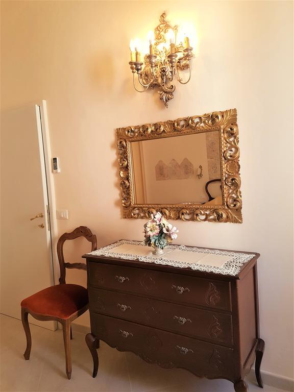 Historical Apartments By Seaside فياريجيو المظهر الخارجي الصورة