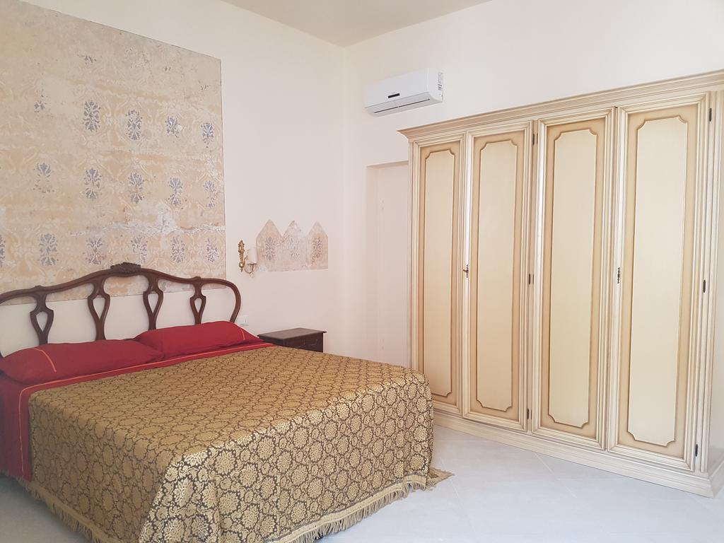 Historical Apartments By Seaside فياريجيو المظهر الخارجي الصورة